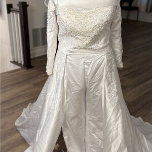 Exquisite Ivory Embroidered Wedding Gown